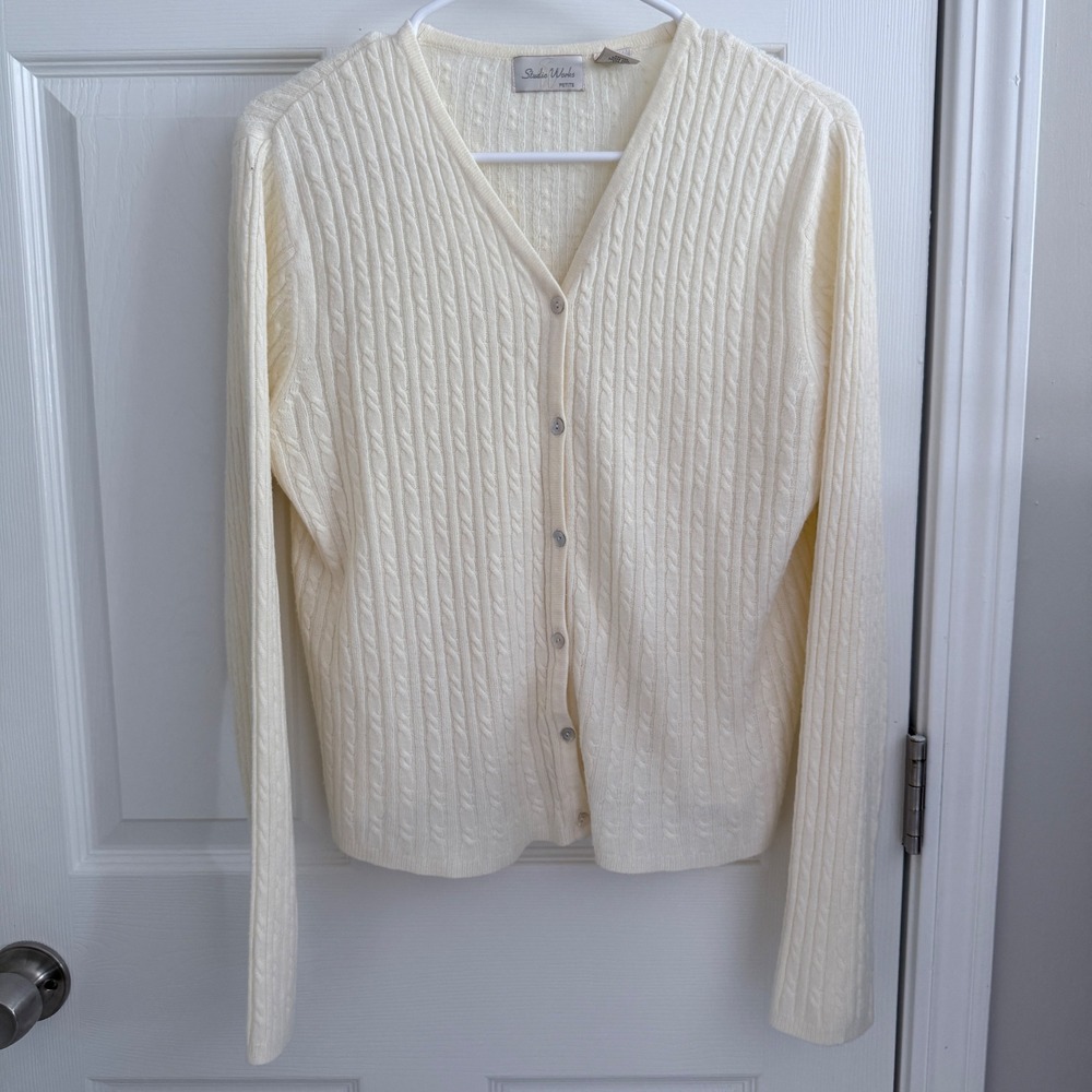 Studio Works Womens Cardigan Cream Size PS Petite Cable Knit Button 90s Vintage